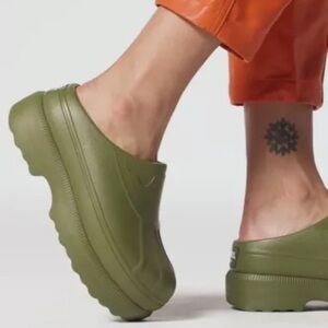 Sorel Olive Green Mules